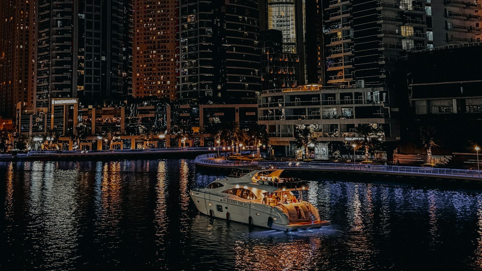 Dubai Marina Dinner Cruise